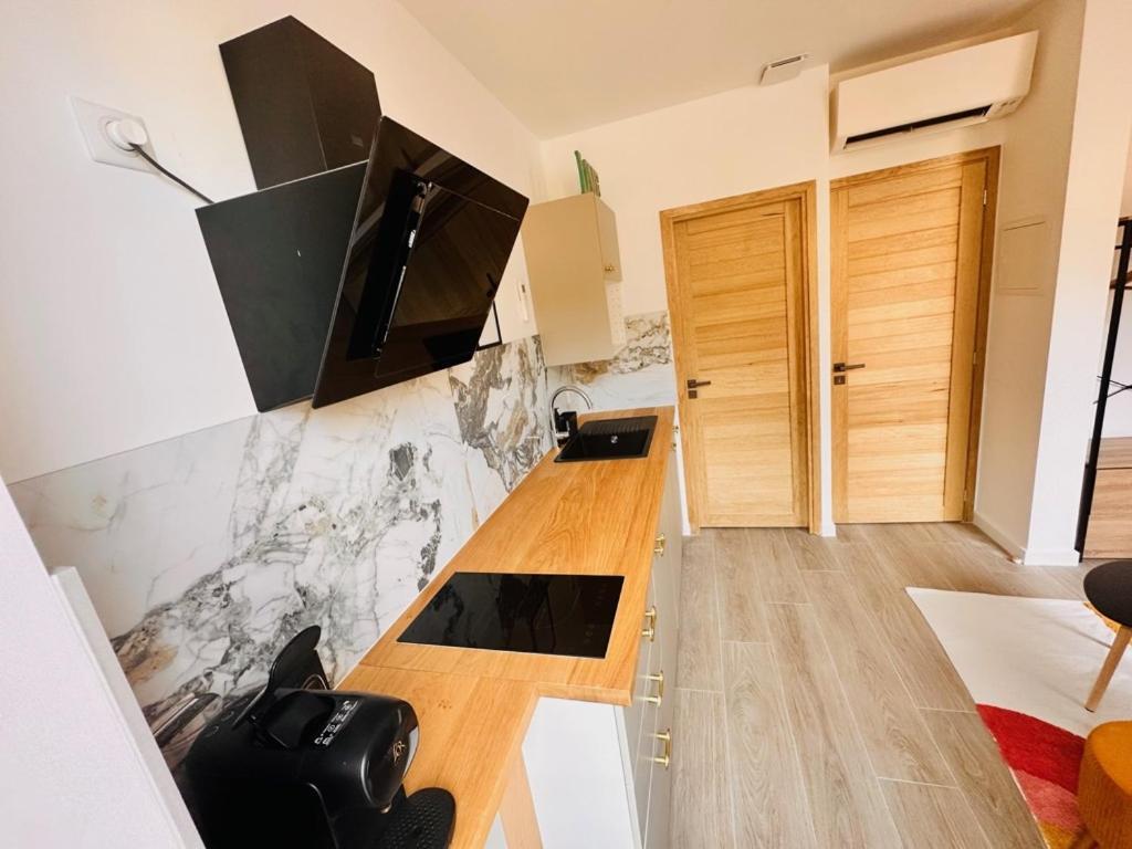 Les Appartements De Nana 6 - Studio Hypercentre, Rue Meynadier, Palais & Plage, Clim, Wifi Cannes Buitenkant foto